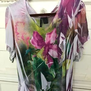 Stunning floral designed blouse